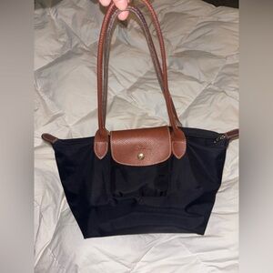 Longchamp le Pliage Black size medium used condition